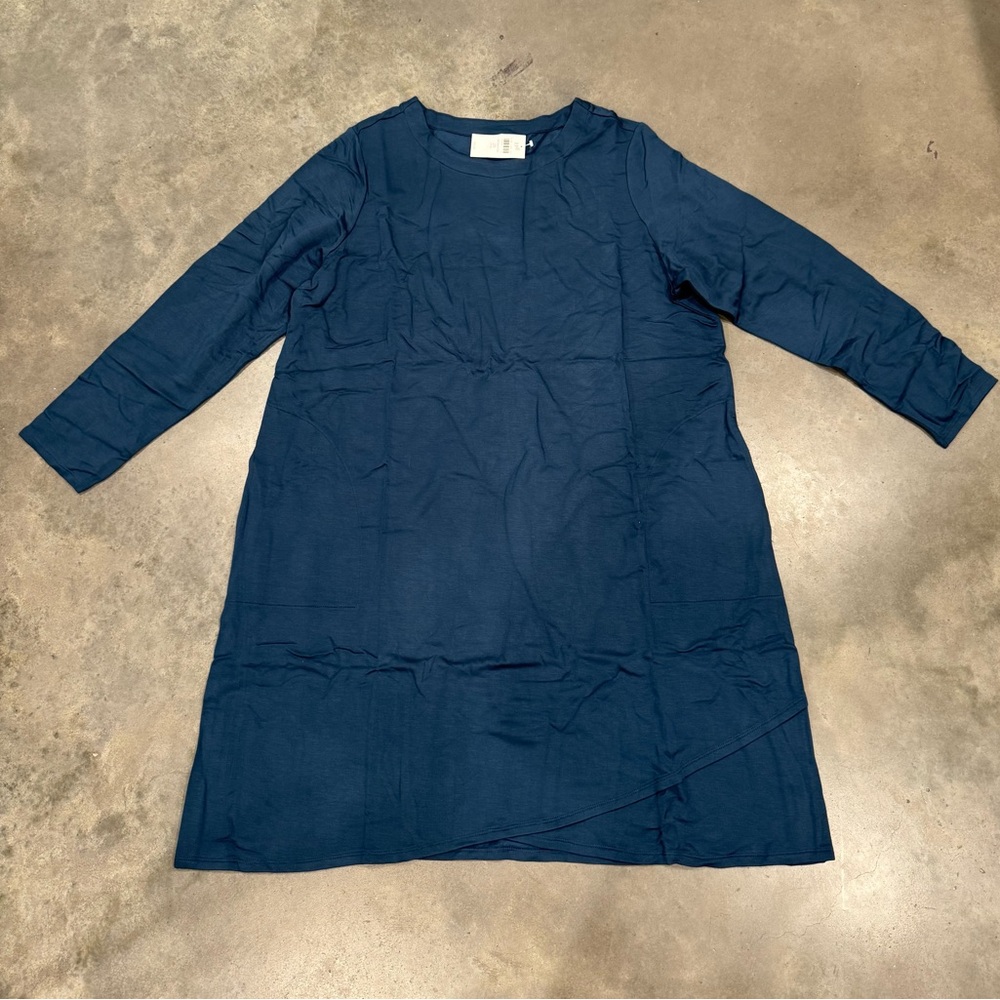Elegant Navy Blue Women's Dress